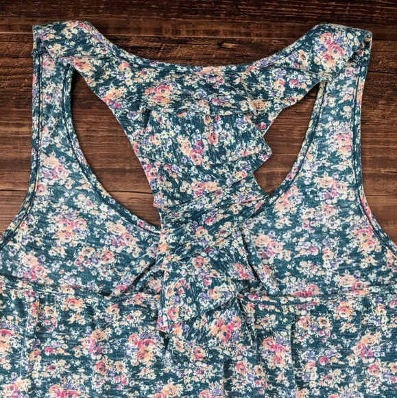 Forever 21 Green Floral Tank Top - Picture 14 of 15